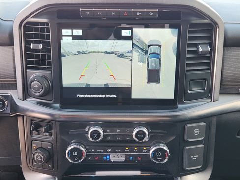 Used 2021 Ford F150 Platinum w/ Equipment Group 701A High AWD/4WD image 18