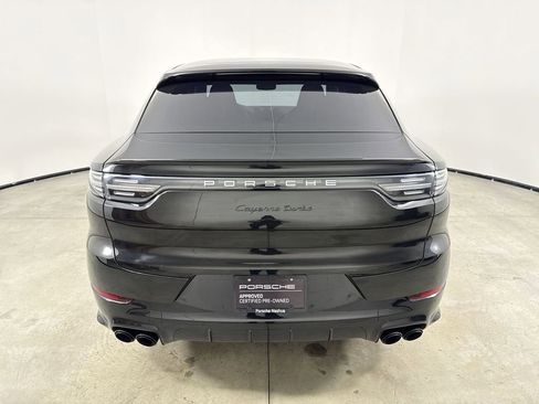 Certified 2023 Porsche Cayenne Turbo AWD/4WD image 6