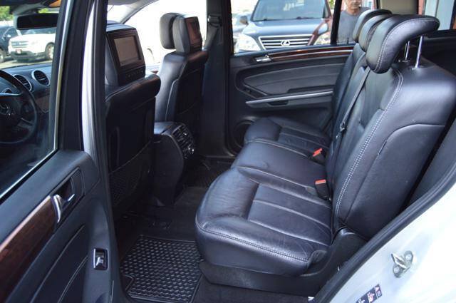 Used 2008 Mercedes-Benz GL 550 4MATIC image 39