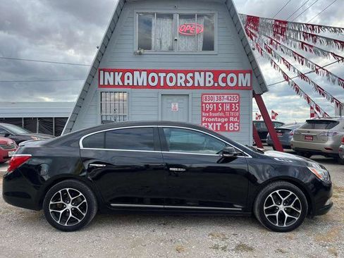 Used 2016 Buick LaCrosse Sport Touring image 8