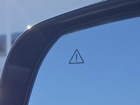 Used 2025 Kia Sorento S w/ Panoramic Sunroof Package image 11