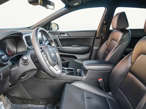 Used 2021 Kia Sportage S image 22