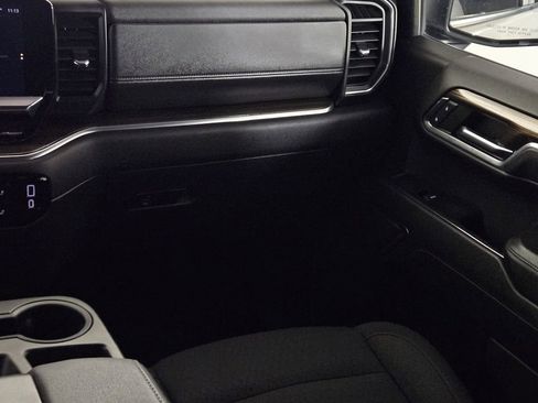 Used 2023 Chevrolet Silverado 1500 LT Trail Boss w/ Protection Package AWD/4WD image 11