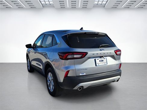 Used 2024 Ford Escape Active image 7