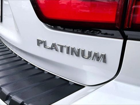 Used 2021 Nissan Armada Platinum w/ Captain's Chairs Package image 9