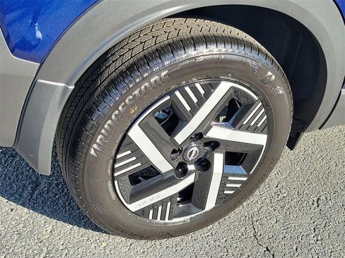 New 2026 Nissan Kicks SV image 3