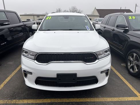 Used 2021 Dodge Durango SXT image 3