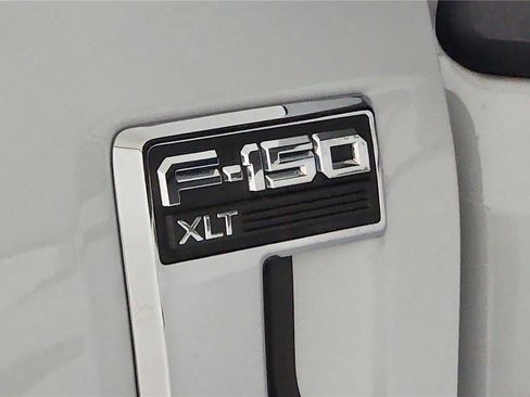 Used 2023 Ford F150 XLT image 15