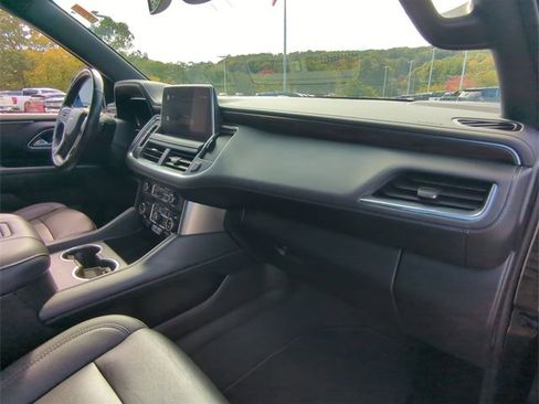 Used 2022 Chevrolet Tahoe LT w/ LT Signature Plus Package image 29