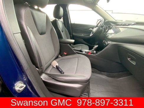 Used 2023 Buick Encore GX Preferred w/ Cold Weather Comfort Package AWD/4WD image 27