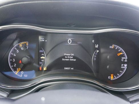Used 2020 Jeep Grand Cherokee High Altitude AWD/4WD image 11