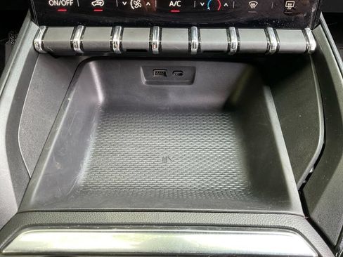 Used 2025 GMC Terrain Elevation FWD image 26