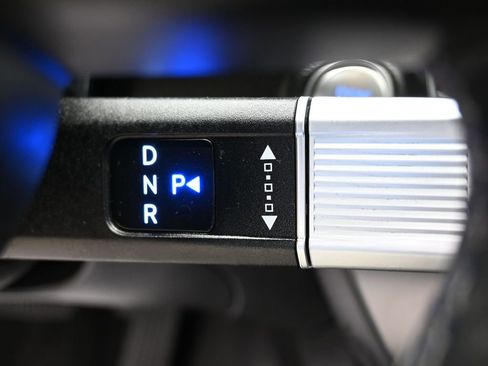 Used 2025 Hyundai Sonata Limited image 23