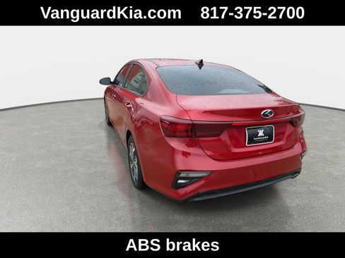 Used 2021 Kia Forte LXS FWD image 8