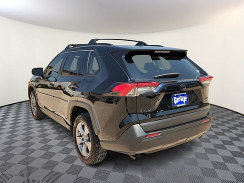 Used 2025 Toyota RAV4 XLE w/ Convenience Package AWD/4WD image 3