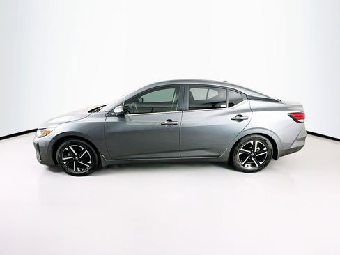 Used 2025 Nissan Sentra SV w/ All-Weather Package FWD image 4