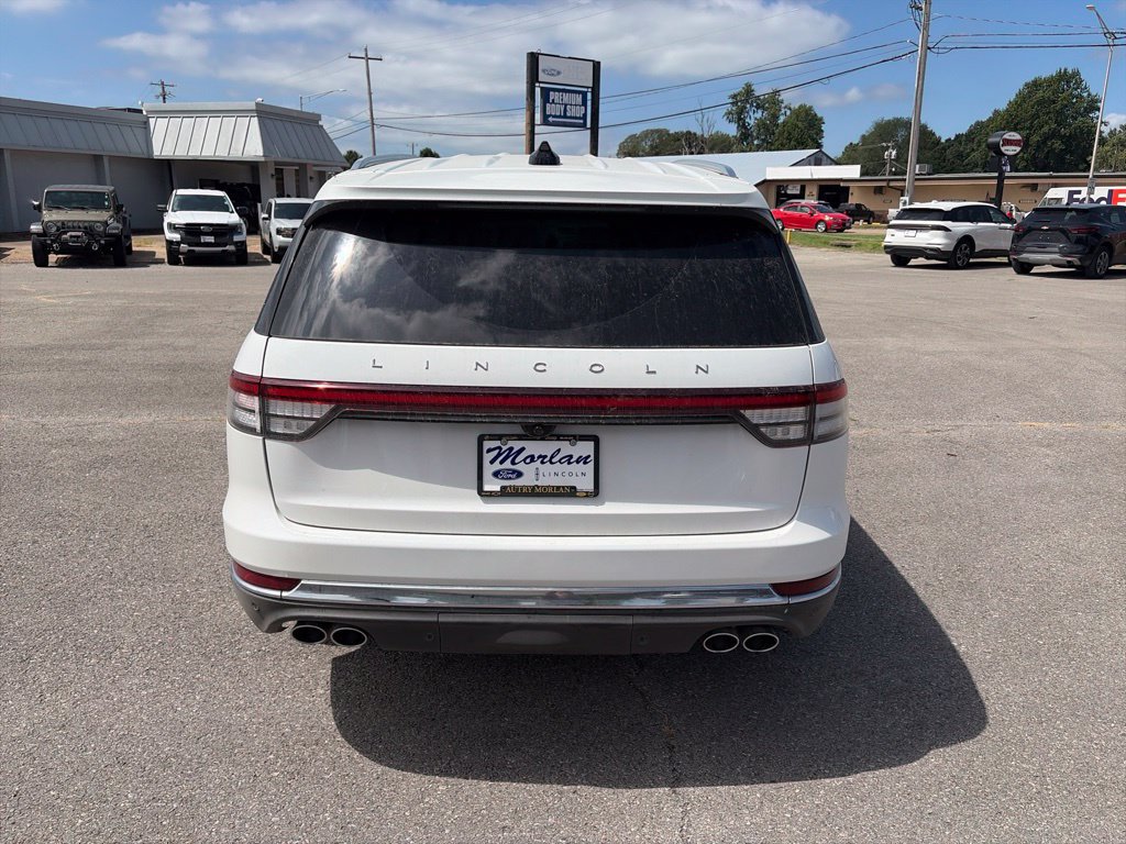 Used 2026 Lincoln Aviator AWD image 5