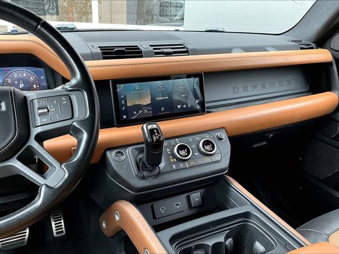 Used 2021 Land Rover Defender 110 X image 6