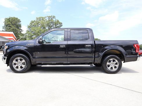 Used 2015 Ford F150 Lariat RWD image 3