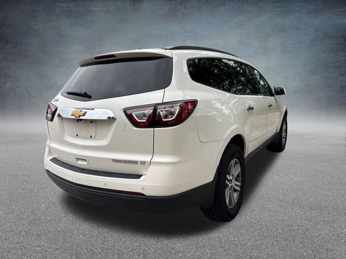 Used 2015 Chevrolet Traverse LT FWD image 6