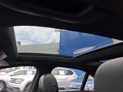 Used 2018 Mercedes-Benz C 300 Sedan image 13