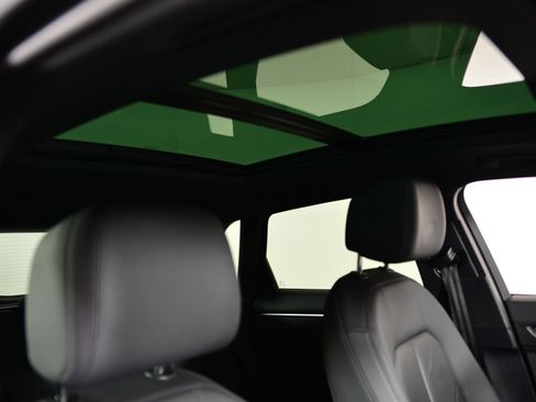 Certified 2022 Audi Q3 2.0T Premium w/ Convenience Package image 12