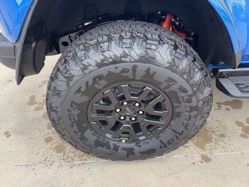 New 2026 Ford Bronco Raptor w/ Interior Carbon Fiber Pack AWD/4WD image 8
