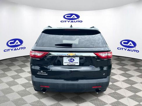 Used 2019 Chevrolet Traverse LT FWD image 5