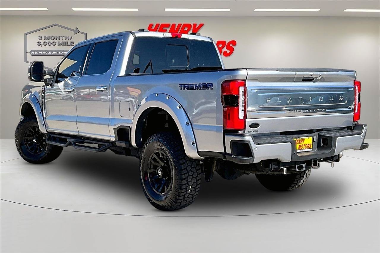 Used 2024 Ford F350 Platinum w/ Tremor Off-Road Package AWD/4WD image 4