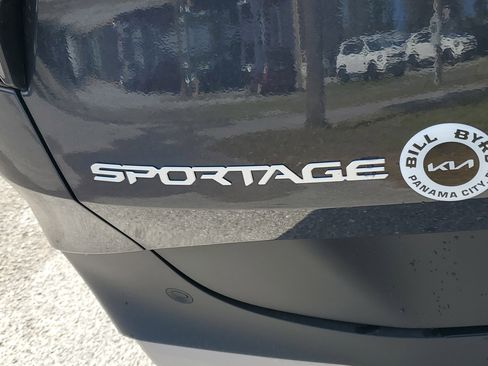 New 2026 Kia Sportage EX image 10