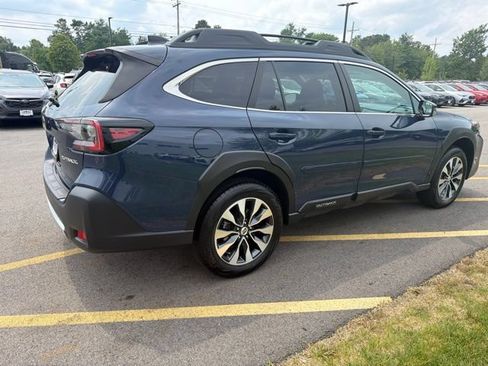 Used 2024 Subaru Outback Limited AWD/4WD image 5