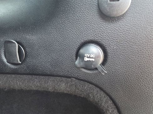 Used 2019 Jeep Grand Cherokee Laredo image 22