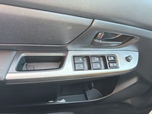 Used 2015 Subaru Crosstrek 2.0i AWD/4WD image 22