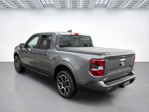 Certified 2025 Ford Maverick Lariat w/ 4K Tow Package image 5