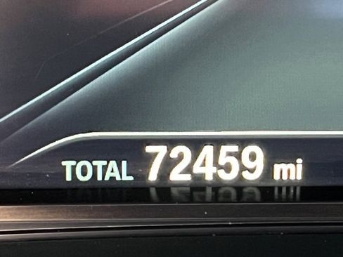 Used 2017 BMW 540i w/ Premium Package image 35