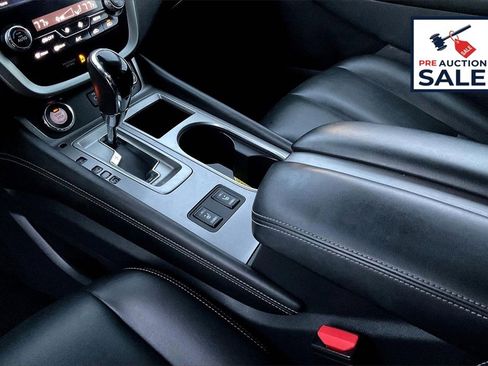 Used 2023 Nissan Murano SV image 16