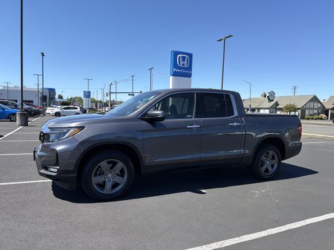 Used 2023 Honda Ridgeline RTL-E image 6