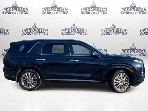 Used 2020 Hyundai Palisade Limited FWD image 2