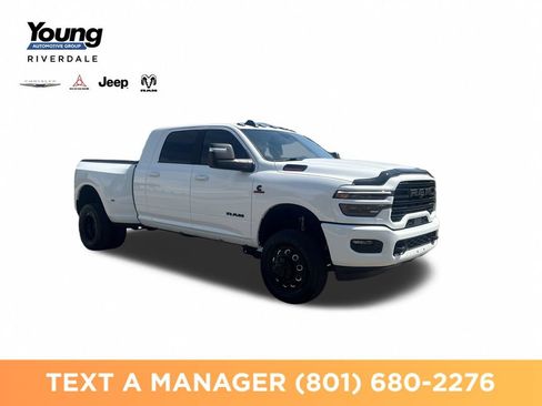 Used 2025 RAM 3500 Laramie w/ Night Edition AWD/4WD image 7