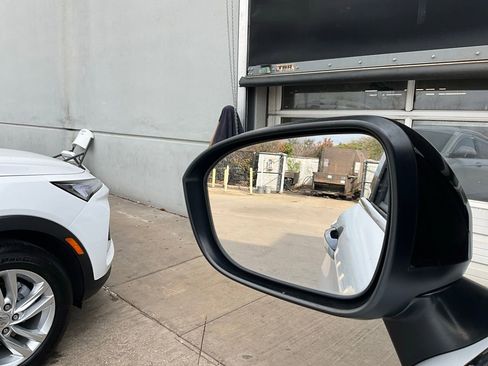 Used 2022 Mitsubishi Outlander SE image 19