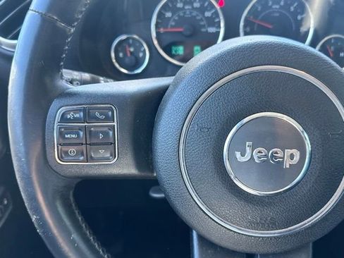 Used 2013 Jeep Wrangler Sahara w/ Connectivity Group AWD/4WD image 18