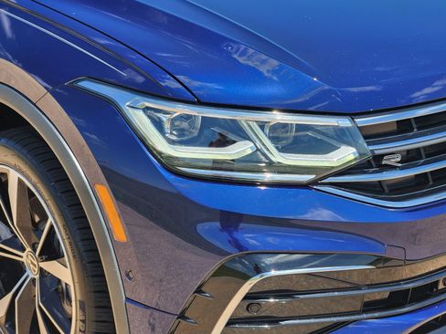 Used 2024 Volkswagen Tiguan SEL R-Line AWD/4WD image 11