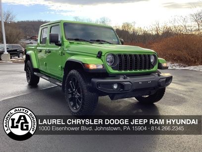 Used 2025 Jeep Gladiator Sport
