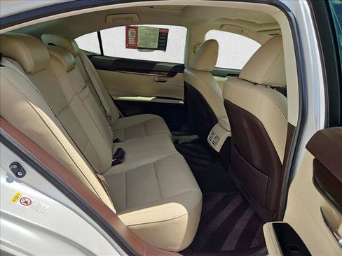 Used 2018 Lexus ES 350 w/ Navigation System Package FWD image 21