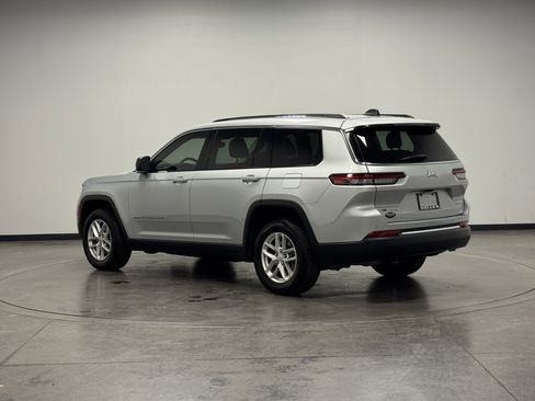 Used 2022 Jeep Grand Cherokee L Laredo w/ Luxury Tech Group I image 6