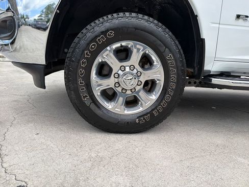 Used 2024 RAM 2500 Big Horn AWD/4WD image 14