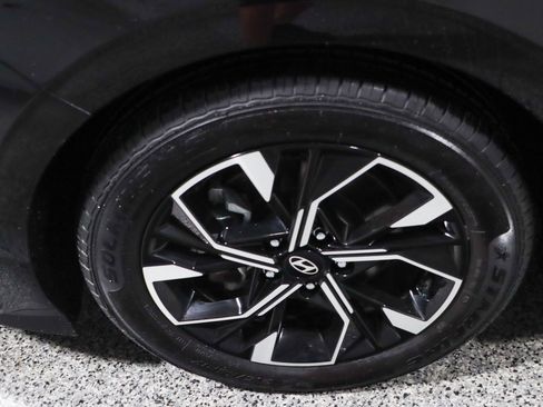 Used 2024 Hyundai Sonata SEL FWD image 11