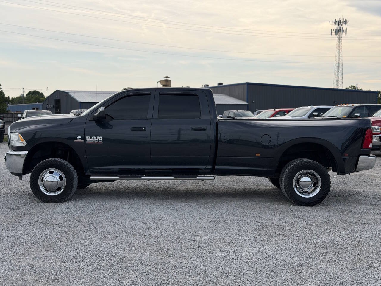 Used 2014 RAM 3500 Tradesman w/ Chrome Appearance Group AWD/4WD image 2