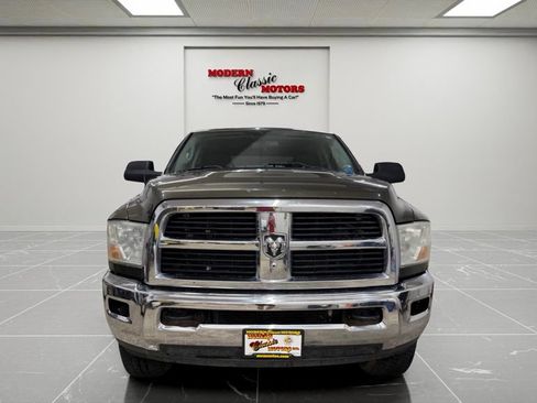 Used 2012 RAM 2500 ST w/ Chrome Appearance Group AWD/4WD image 2