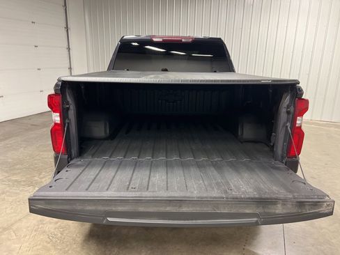 Certified 2022 Chevrolet Silverado 1500 RST w/ Z71 Off-Road Package AWD/4WD image 7